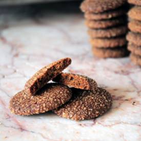 The BEST Gingersnaps - Recipe photo by forgetthosecalories