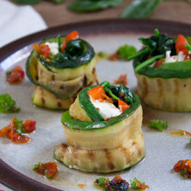 Zucchini Rolls with Goat Cheese - Recipe photo by BrendaKookt