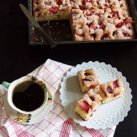Strawberry Cake - Recipe photo by simplyromanesco