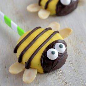 Bee Oreo Pops - Recipe photo by laurasbakery