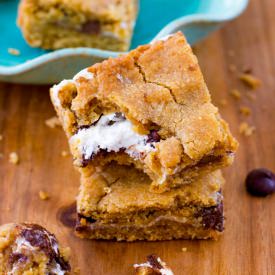 S'more Cookie Bars - Recipe photo by sallysbakingaddiction