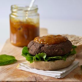 Black Bean Burgers - Recipe photo by marciagoncalves