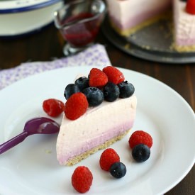 Triple Berry Cheesecake - Recipe photo by BeatriZ