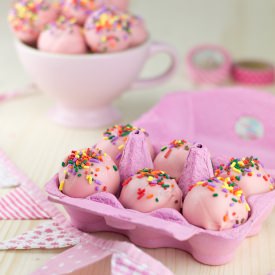 Confetti Cake Balls - Recipe photo by alma_objetivocupcake