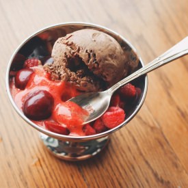 Birthday Sundae, Birthday Surprise - Recipe photo by theroamingkitchen