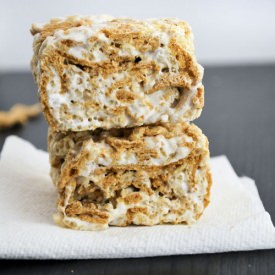 Graham Rice Krispy Treats - Recipe photo by mallowandco