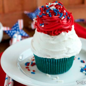 Festive Rocket Pop Cupcakes - Recipe photo by claireg