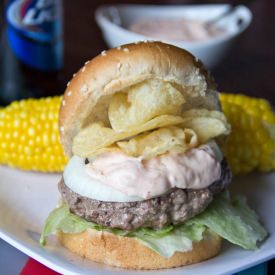 Crunchburger - Recipe photo by dinnersdishesanddesserts