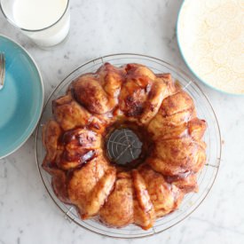 Cinnamon Peach Monkey Bread - Recipe photo by Hip Foodie Mom
