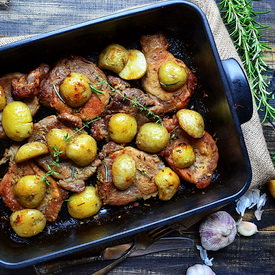Herbed Pork Blade with Potatoes - Recipe photo by Bucataria familiei mele