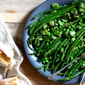 Asparagus, Fava Beans and Pea Salad - Recipe photo by minta