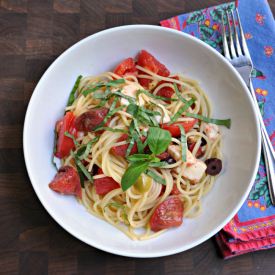 Summer Raw Pasta Sauce w/ Spaghetti - Recipe photo by PinchandSwirl