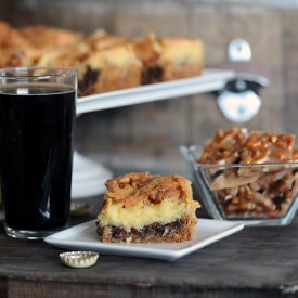 Chocolate Stout Pretzel Toffee Bars - Recipe photo by Zestuous