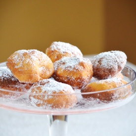 Ponchiki - Recipe photo by GrabandgoRecipes.com