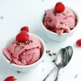 Roasted Raspberry Frozen Yogurt - Recipe photo by brooklynsupper