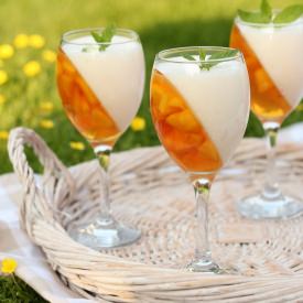 Nectarine Jellies - Recipe photo by whitekitchenette