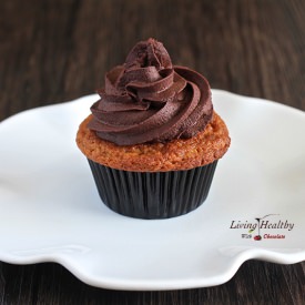 Vanilla Cupcake With Chocolate Banana Frosting - Recipe photo by Living Healthy With Chocolate
