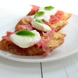Italian Bruschettas - Recipe photo by uitpaulineskeuken
