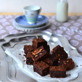 Nutella Peanut Butter Brownies - Recipe photo by msihua