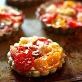 Tomato Tart with Herb Garlic Crust - Recipe photo by Highheelstohotwheels