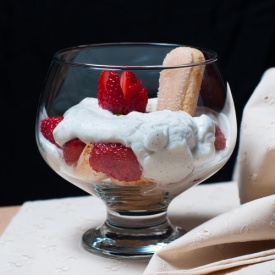 Strawberry Dessert - Recipe photo by amantesdelacocina