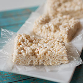 Ooey Gooey Rice Krispy Treats - Recipe photo by shariblogs