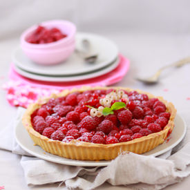 Raspberry & Red Peppers Tart - Recipe photo by Fraiseetbasilic