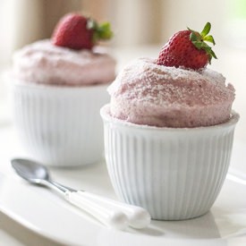 French Strawberry Mousse - Recipe photo by Bijouxs
