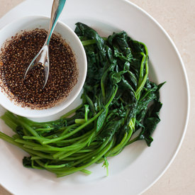 Spinach with Sesame Dressing - Recipe photo by simplycooked