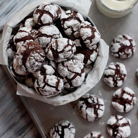 Chocolate Crinkle Cookies - Recipe photo by cooking chapter
