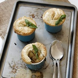 Veggie Pot Pies with White Sauce - Recipe photo by naivecookcooks