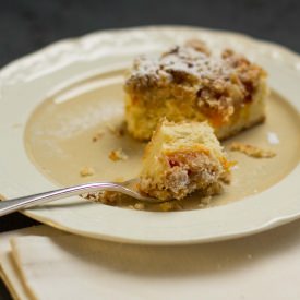 Apricot Streusel Bars - Recipe photo by lunchforone