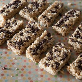 Chocolate Chip Granola Bars - Recipe photo by pamelaz
