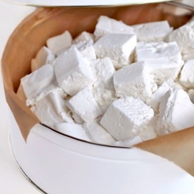 Healthy Sugar Free Marshmallows - Recipe photo by dessertswithbenefits
