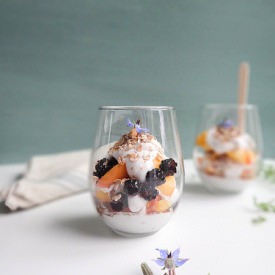 Blackberry Peach Parfait - Recipe photo by sundaymorning bananapancakes