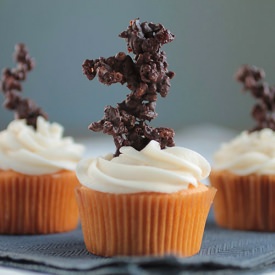 Decorate Cupcakes Like a Pro - Recipe photo by lifeasastrawberry