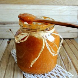 Apricot Jam - Recipe photo by Vonzi