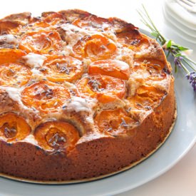 Apricot, Walnut and Lavender Cake - Recipe photo by Carolines Blog
