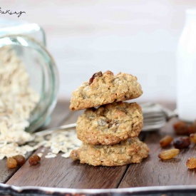 Oatmeal Raisin Cookies - Recipe photo by butterbaking
