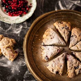 Scones with Red and Black Currants - Recipe photo by vikalinka