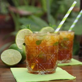 Passion Fruit Mojito - Recipe photo by nosolodulces