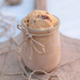 Dulce de Leche Ice Cream - Recipe photo by nosolodulces