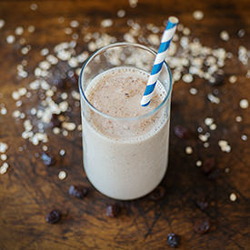 Oatmeal Raisin Cookie Milkshake - Recipe photo by shariblogs