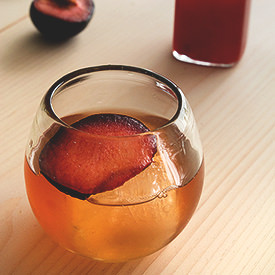 Plum Shrub Cocktail - Recipe photo by honestlyyum