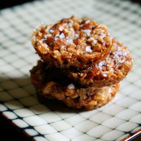 Sweet & Spicy Nutty Crack Bites - Recipe photo by mollyeatsseitan