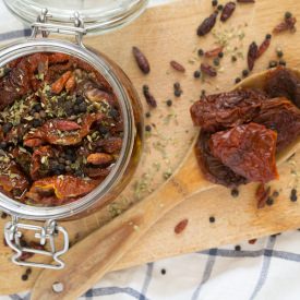 Dried Tomatoes - Recipe photo by simple vegan blog