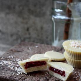 White Chocolate Raspberry Cups - Recipe photo by bluelij