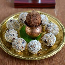 Vegan Date Sesame Laddu - Recipe photo by Indian Khana