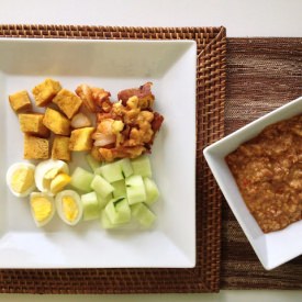 Mixed Salad in Peanut Sauce - Recipe photo by cookingjar