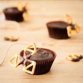 Pretzel Chocolate Cupcakes - Recipe photo by beevelyn